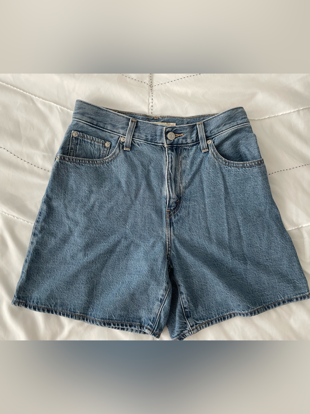 Levi’s Classic High-Waist Blue Denim Shorts